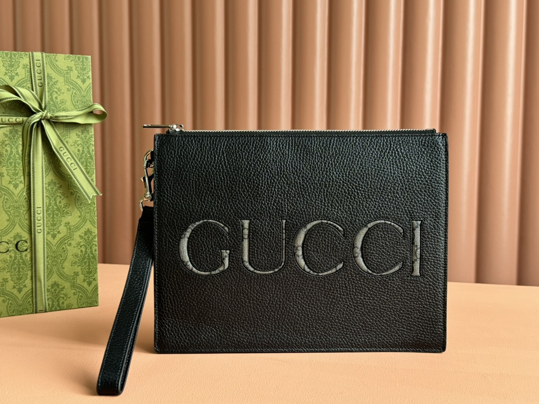 Gucci Clutch Bags